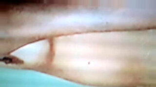 indian-women-bath-hidden-cam