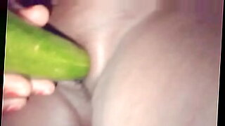 christine-nampeera-video-in-the-toilet