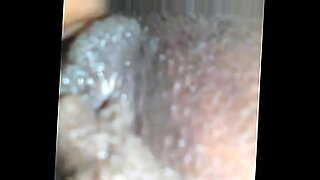 man-aur-beti-chudai-12-sal-ka-ladka-chodne-ka-bathroom-ke-andar-bahan-bolegi-meri-chut-maar-pahle-video