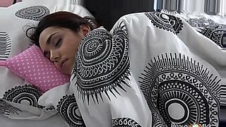 မြန်မာစာတန်းထိုး-japan-xxx-videis-grils
