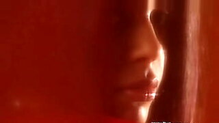 crying-gril-back-painfull-sex