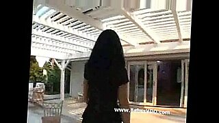 a-hot-girl-fucks-rod-vaguely-but-doesnt-mind-an