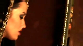 seducing-playing-sex-who-doesnt-want
