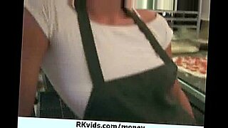 النيك-و-يدخل-بنيك-غصب-بنيكاطيز