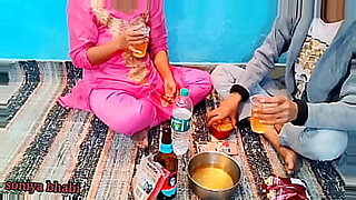 एक्सएक्सएक्स-हीनदी-सेक्स