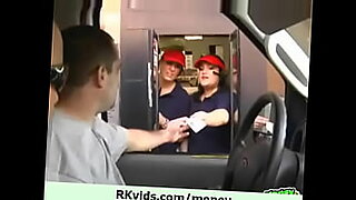 pown-shop-sex-in-front-if