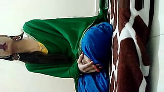 bangladeshi-meyeder-dud-tipa-tipi