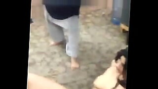 mom-teaches-son-how-to-fuck-by-showing-him-what-a-pussy-is