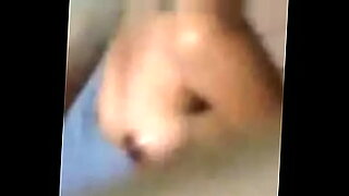 indian-college-girl-bathroom-nude-selfie
