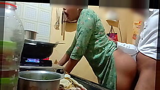 spar-lady-caught-on-camera-in-toilet