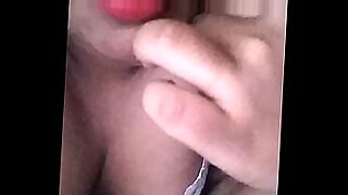 w-o-m-e-n-b-r-o-a-d-i-n-g