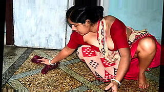indian-gf-bf-doggy-style