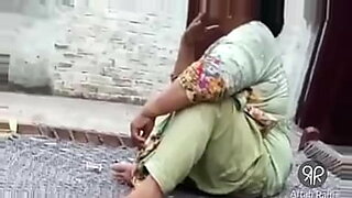 indian-aunty-ge-ka-pain
