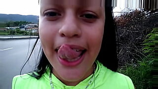 sister-on-mood
