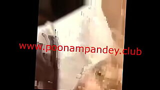 bollywood actress poonam pandey fucking scene 3gp downlod