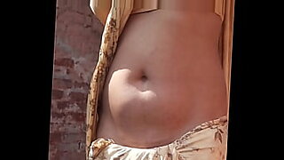 samsreshu-forcing-sex