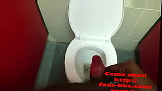 bangladeshi-girl-bang-by-3-indian-boy-fucking-video