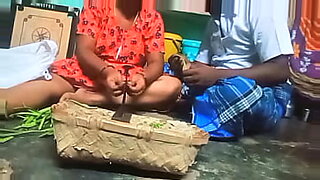 indian-aunty-ge-ka-pain