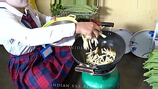 sunny leone two girl and one big cook group sex video side