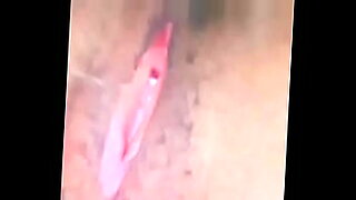 loosing virginity first time of vagina by large cocked