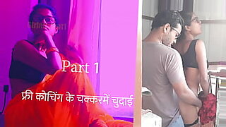 मौसी-और-मौसी-की-सेक्सी-वीड