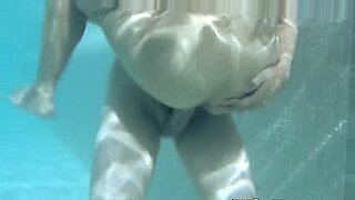 xxx-son-massage-mom