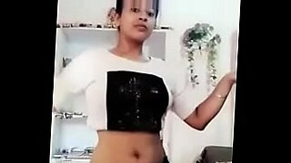 35 sal ki ladki ke sath secxy video bf full hd