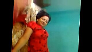 two-lesbians-forcing-girl-in-school