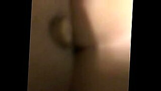 cute hot sexie playing with vagina in bath