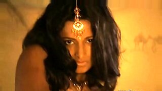 alia-bhatt-nude-sexy-photo