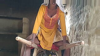 mammi-mammi-chilati-ladki