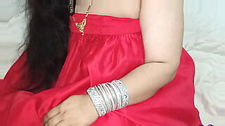 ffm-lesbian-fucking-stepmother-anal
