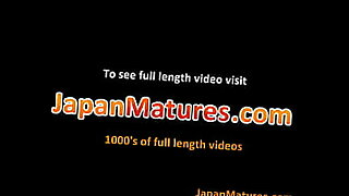 japanese-labia-spead-tg-meb