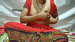 गर्ल्स-नेकेड-फोटोशूट