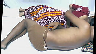 while-sis-is-sleeping