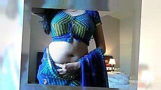 xxx video en surat bangalore chennai kolkata delhi mumbai male in toys sex vagina masturbation flashlight adult