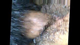 memek tembem shower hijab