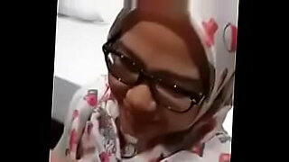 womens-milk-drinking-videos