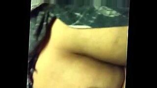 tow-girls-liking-each-others-pussys