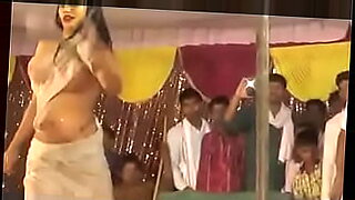 xxx-video-with-the-muslim-people-in-the-class-room