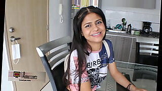 colegiala-en-colegio-de-puebla-teniendo-sexo-con-estudiante-de-la-tarde-una-estudiante-de-la-tarde-me-la-chupo-en-el-patio-y-se-la-meti-a-pelo