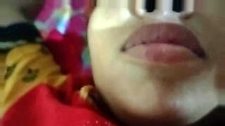 indian-girl-cum-in-mouth-shalini