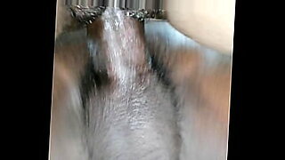 secret-bath-time-anya-olsen-diego-perez