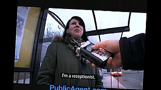 mi-papa-me-anda-espiando-porno-espanola