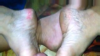 beautiful-bebu-getting-facced-by-big-dick