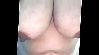 jerking-off-on-stepsister