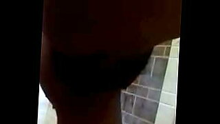 budak sekolah ngentot toge di kamar mandi
