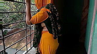 green-bed-aunty