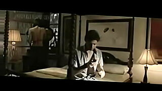 mujra-nude-seducing-hot-dance