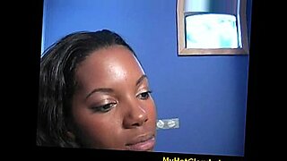 girls-solo-masturbation-pusssy-crum-blast-sperm